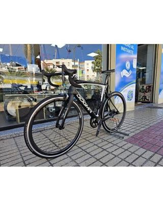 Pinarello Dogma K10 Team Sky \x96 2019 \x96 Talla 56 \x96 Ruedas de Carbono \x96 SRAM Red eTap