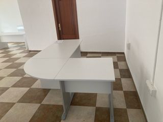 Mesa de oficina 1.80 x 1.60 divisible