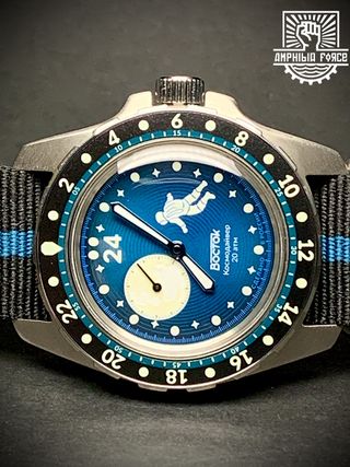 Vostok Amphibia Cosmodiver Luna Dude con correa