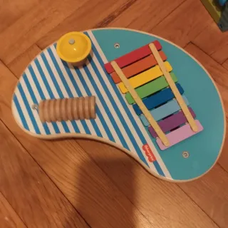 Mesa de actividades musical de madera falta palito