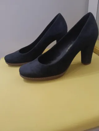 Zapatos de tacón azul