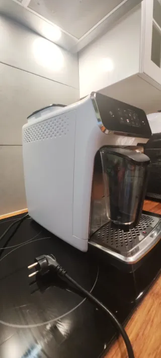 Cafetera Philips Serie 2300 como nueva!