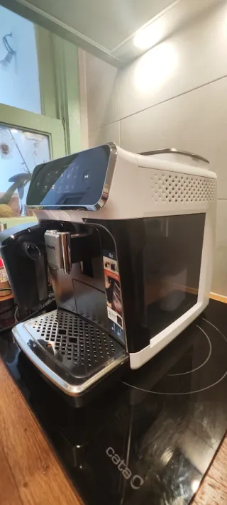 Cafetera Philips Serie 2300 como nueva!