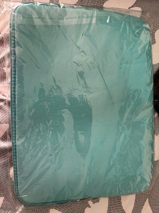 Funda portátil 15 sin abrir