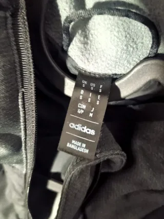 Chaqueta Adidas Terrex Negra y Gris