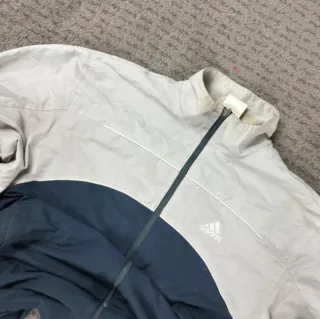 ¡¡OFERTA!! Talla L Chaqueta Adidas Impermeable