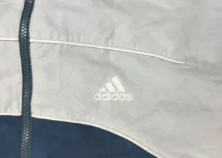 ¡¡OFERTA!! Talla L Chaqueta Adidas Impermeable