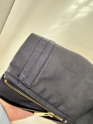 Cazadora polipiel azul oscuro