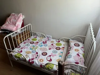 Cama infantil blanca