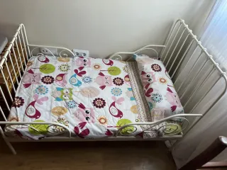 Cama infantil blanca