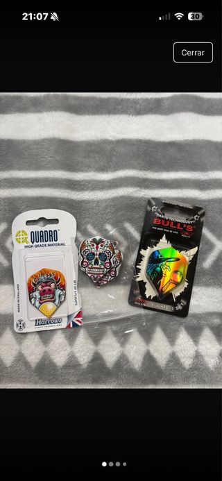 Plumas para dardos: Harrows, Bull's, Quadro