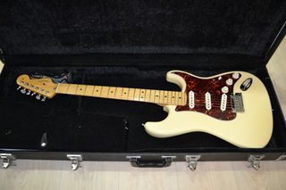 Fender American Standard 2012 Guitarra Eléctrica