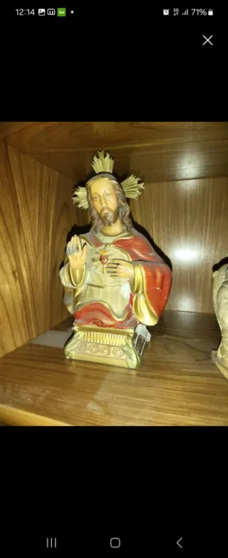 Variedad objetos. Más que los de las fotografías.