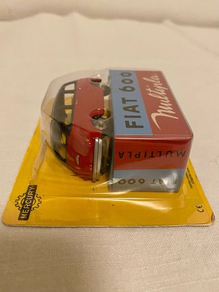 Modellino Fiat 600 Multipla scala 1/48