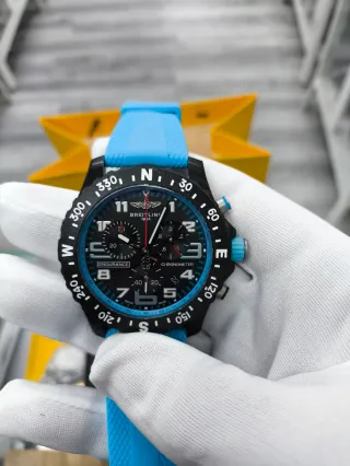 Breitling Endurance Pro Azul
