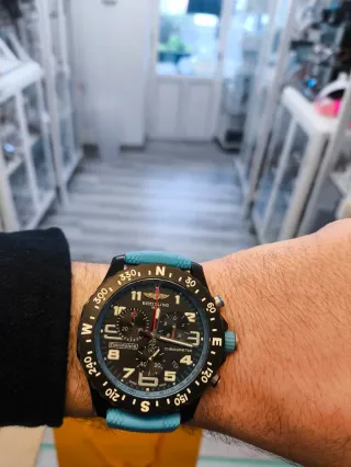 Breitling Endurance Pro Azul