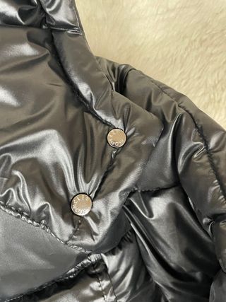 Casaco Moncler Preto com Capuz