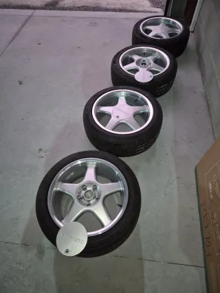 Llantas Mercedes 5 radios