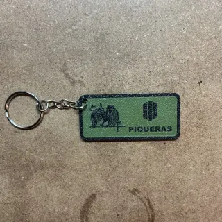 Llavero militar verde con nombre