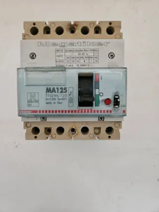 Interruttore Bticino Megatiker MA125 125A