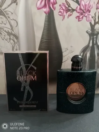 Profumo Yves Saint Laurent Black Opium