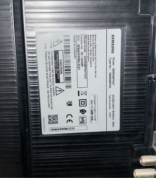 Samsung QLED 55 TV + Barra sonido Sony HT-SF150