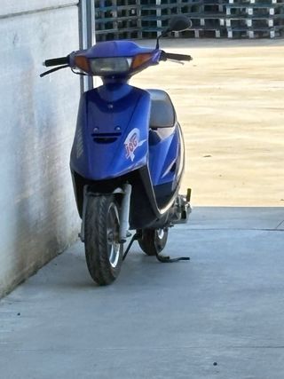 Yamaha Jog Scooter Azul