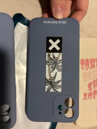 Cover iPhone 12 + protezioni gratuite