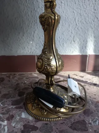 Lámpara vintage de mesa pequeña