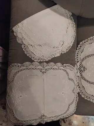 Centrotavola e Tovaglioli Cotone Ricamati