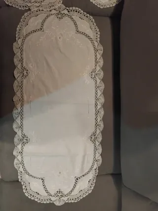 Centrotavola e Tovaglioli Cotone Ricamati
