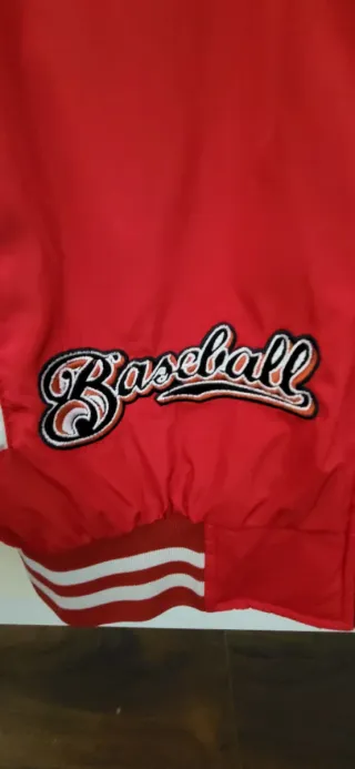 Chaqueta Deportiva Estilo Universitario