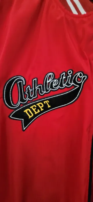 Chaqueta Deportiva Estilo Universitario