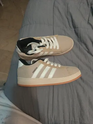 Zapatillas Adidas Campus Beige Blancas