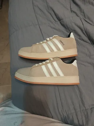 Zapatillas Adidas Campus Beige Blancas