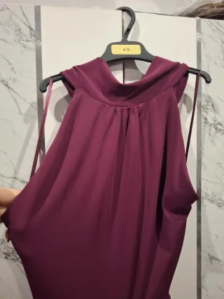 Vestido largo morado abertura cut out halter