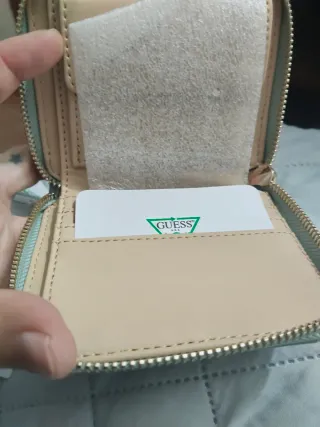 Monedero Guess Cuero Verde Estampado