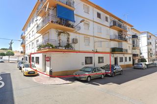 Local Comercial Convertible A Vivienda En Ronda
