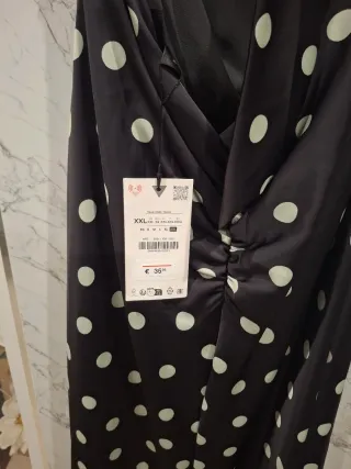 Vestido midi lunares halter sin espalda