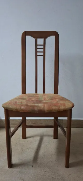 Silla de comedor madera y tela