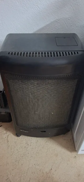 Estufa Catalítica Orbegozo Negra