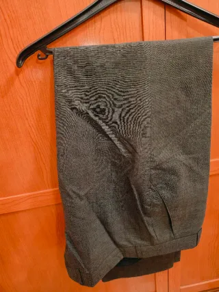 Traje de vestir gris Talla XL