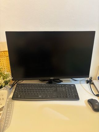 Pantalla AOC y Teclado Inalámbrico con Ratón
