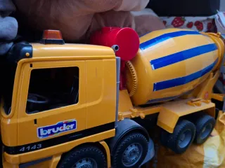 Camión Hormigonera Bruder 4143