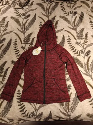 Chaqueta deportiva  roja sin estrenar