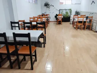 6 Mesas y 24 Sillas Madera Bar Restaurante
