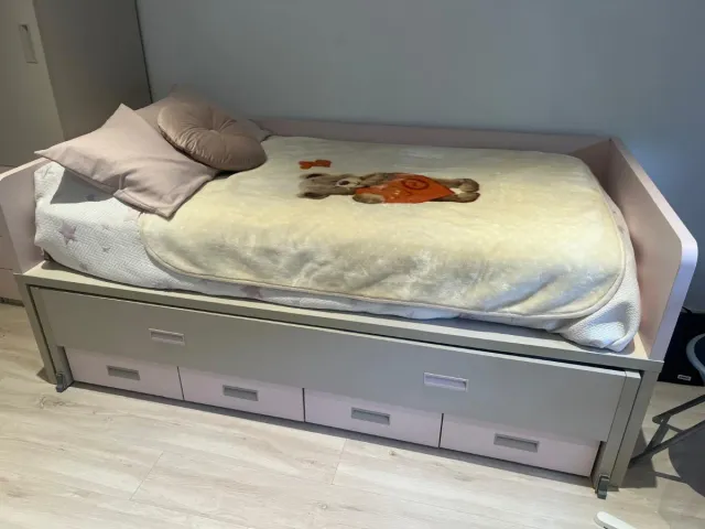 Armario y Cama Nido Habitación Infantil