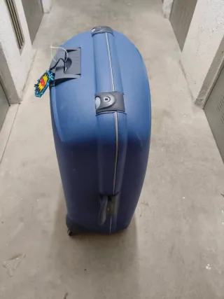 Maleta rígida Roncato azul