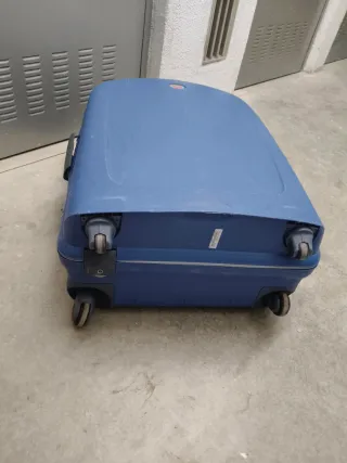 Maleta rígida Roncato azul