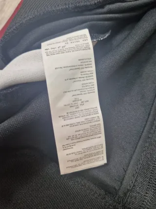 Chaqueta Joma Negra y Roja Talla M